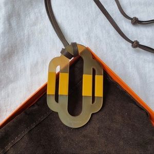 Hermes Attelage Pendant